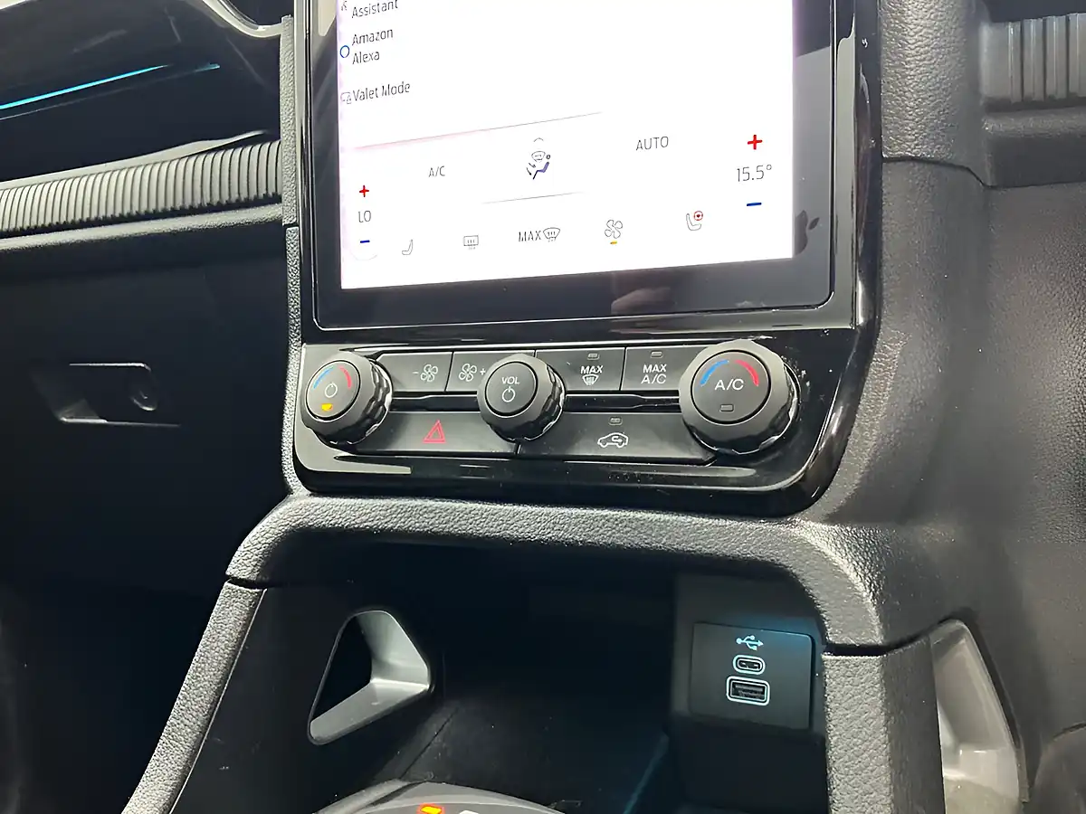 Used 2023 Ford Ranger Wildtrak White - Interior and Exterior details 11