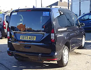Used 2023 Ford Tourneo Connect Titanium Black - Interior and Exterior details 15