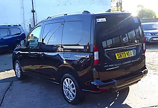 Used 2023 Ford Tourneo Connect Titanium Black - Interior and Exterior details 18
