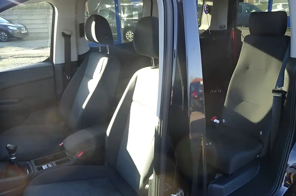 Used 2023 Ford Tourneo Connect Titanium Black - Interior and Exterior details 19