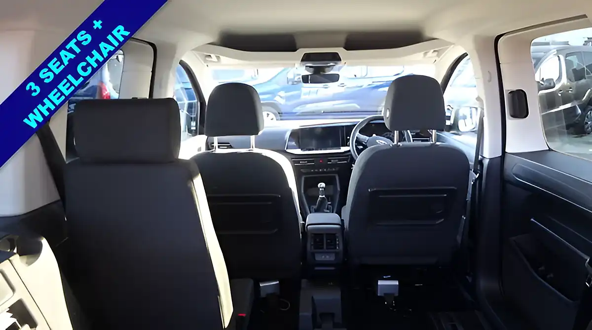 Used 2023 Ford Tourneo Connect Titanium Black - Interior and Exterior details 2