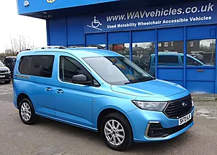 Used 2023 Ford Tourneo Connect Titanium Blue - Interior and Exterior details 19