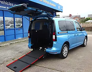 Used 2023 Ford Tourneo Connect Titanium Blue - Interior and Exterior details 20