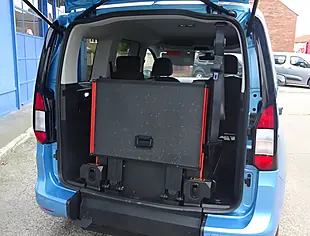 Used 2023 Ford Tourneo Connect Titanium Blue - Interior and Exterior details 9