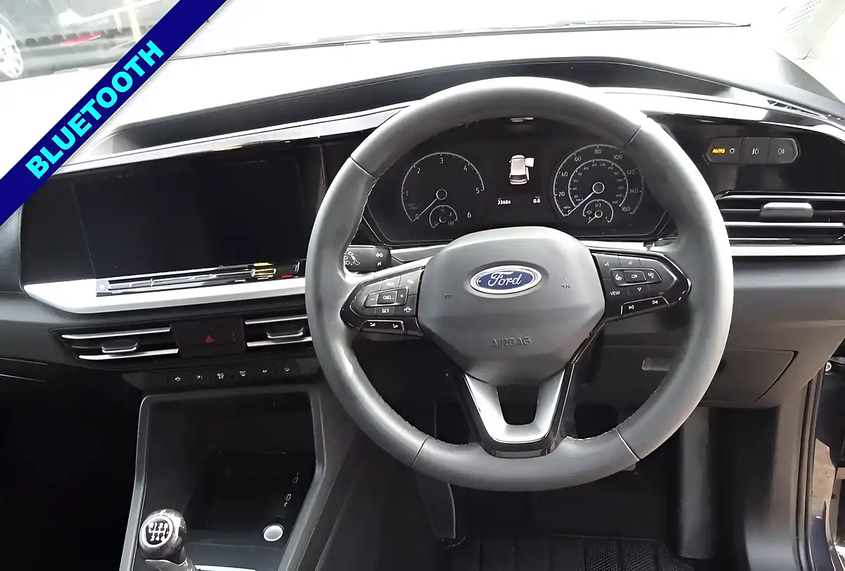 Used 2023 Ford Tourneo Connect Titanium Blue - Interior and Exterior details 12