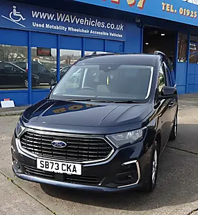 Used 2023 Ford Tourneo Connect Titanium Blue - Interior and Exterior details 4