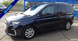 Used 2023 Ford Tourneo Connect Titanium Blue - Interior and Exterior details 5
