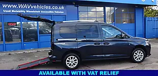 Used 2023 Ford Tourneo Connect Titanium Blue - Interior and Exterior details 12