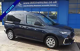 Used 2023 Ford Tourneo Connect Titanium Blue - Interior and Exterior details 3