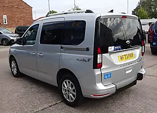 Used 2023 Ford Tourneo Connect Titanium Silver - Interior and Exterior details 14