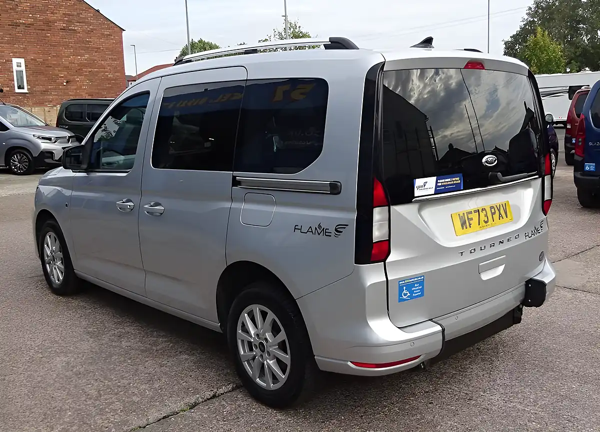 Used 2023 Ford Tourneo Connect Titanium Silver - Interior and Exterior details 14
