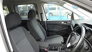 Used 2023 Ford Tourneo Connect Titanium Silver - Interior and Exterior details 18