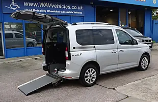 Used 2023 Ford Tourneo Connect Titanium Silver - Interior and Exterior details 19