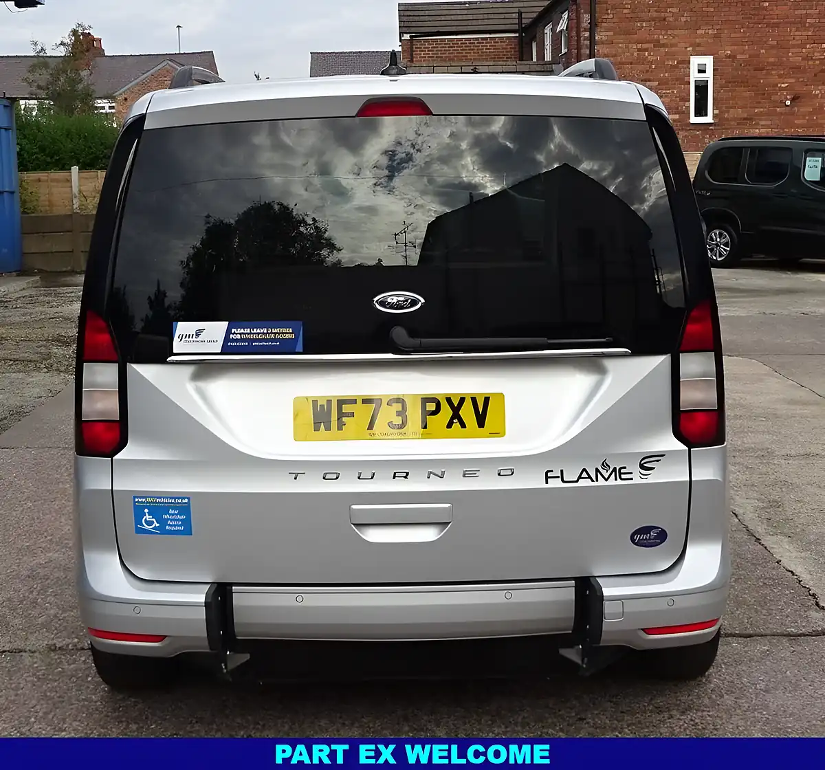 Used 2023 Ford Tourneo Connect Titanium Silver - Interior and Exterior details 7