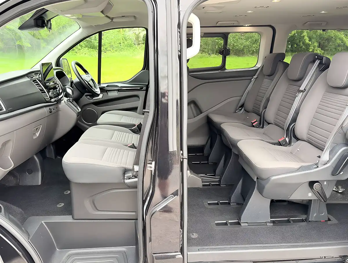 Used 2023 Ford Tourneo Custom Titanium Agate Black - Interior and Exterior details 9