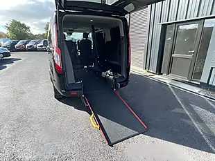 Used 2023 Ford Tourneo Custom Titanium Black - Interior and Exterior details 13