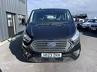 Used 2023 Ford Tourneo Custom Titanium Black - Interior and Exterior details 3