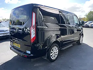 Used 2023 Ford Tourneo Custom Titanium Black - Interior and Exterior details 5