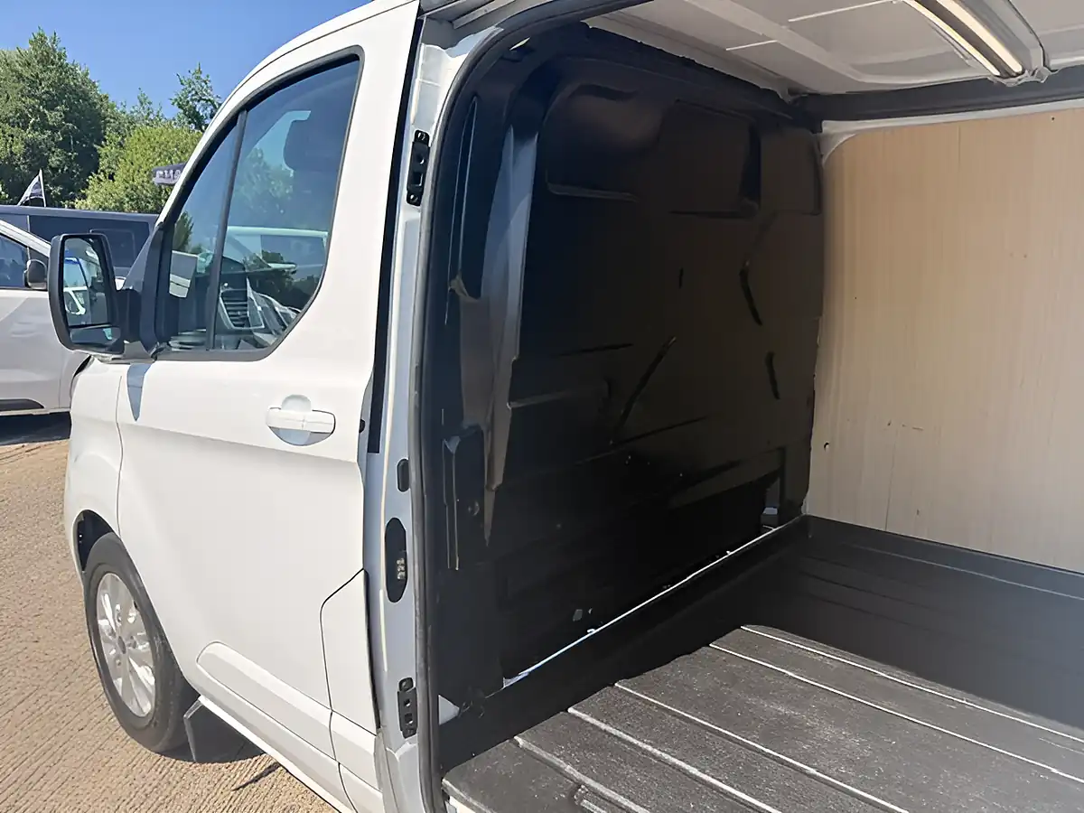 Used 2023 Ford Transit 300 Custom Limited White - Interior and Exterior details 10