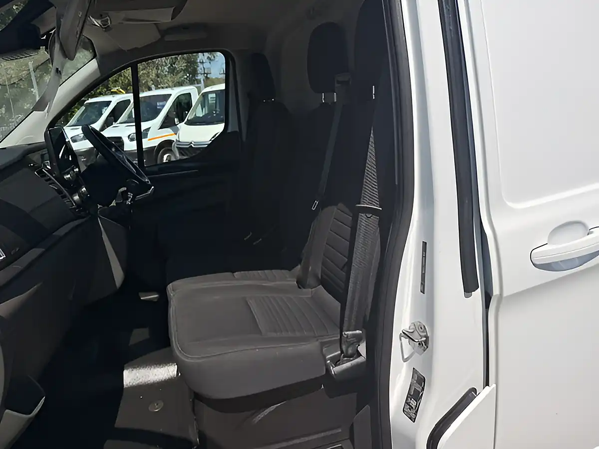 Used 2023 Ford Transit 300 Custom Limited White - Interior and Exterior details 12