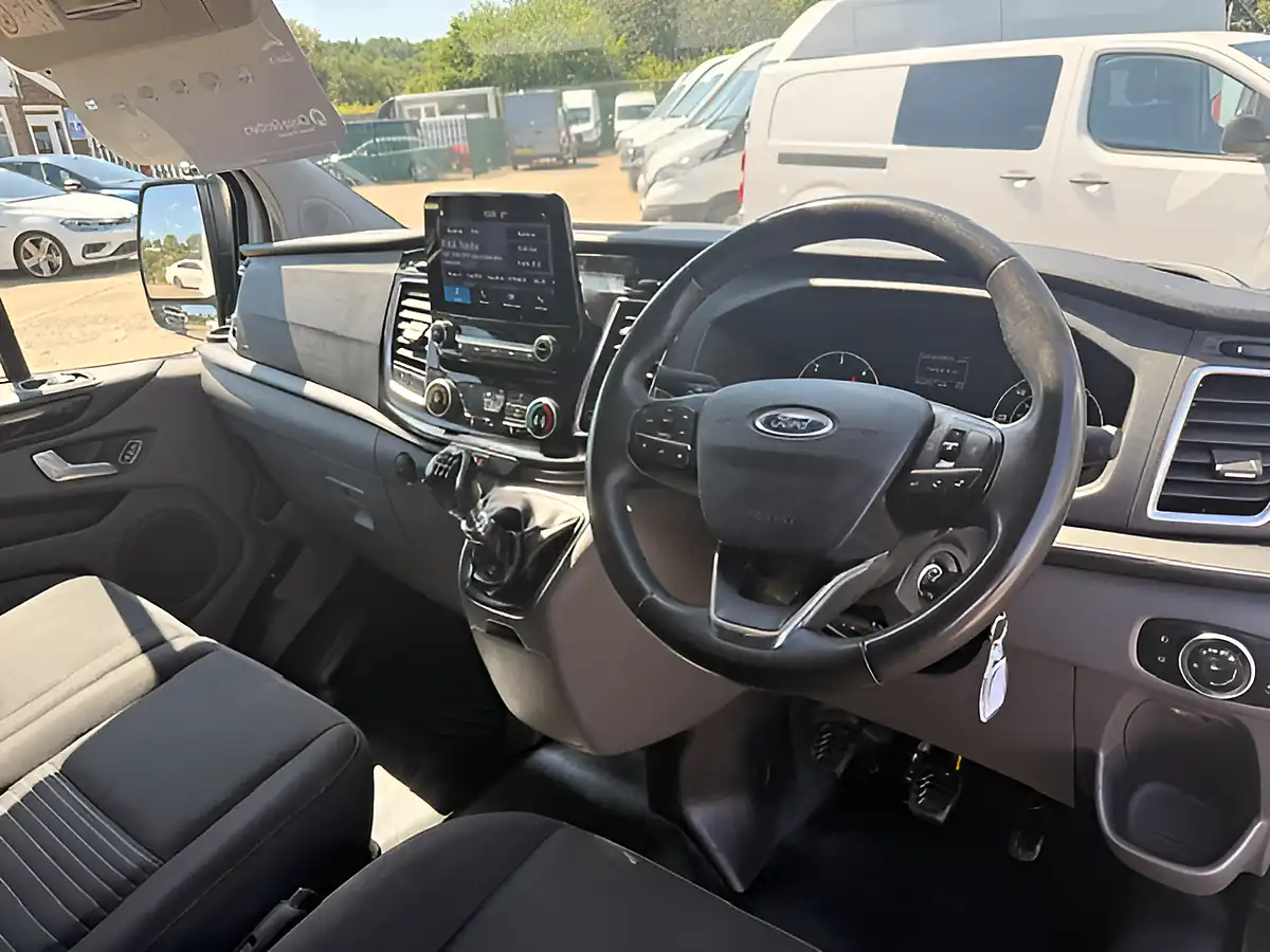 Used 2023 Ford Transit 300 Custom Limited White - Interior and Exterior details 15