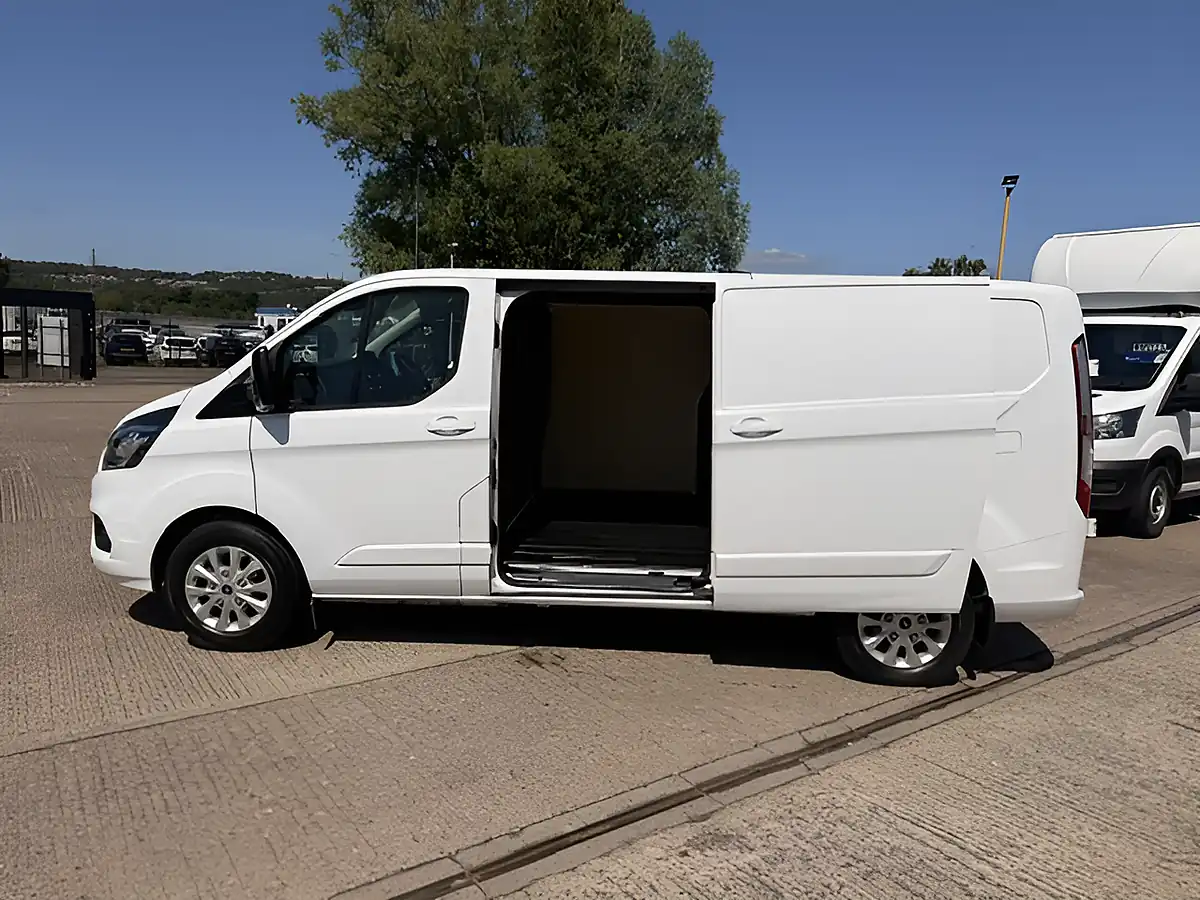 Used 2023 Ford Transit 300 Custom Limited White - Interior and Exterior details 8