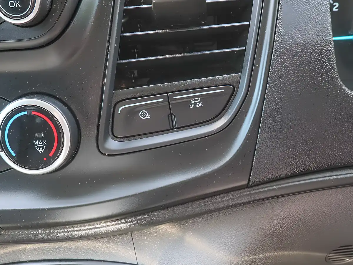 Used 2023 Ford Transit 350 FWD Eb Leader Frozen White - Interior and Exterior details 16