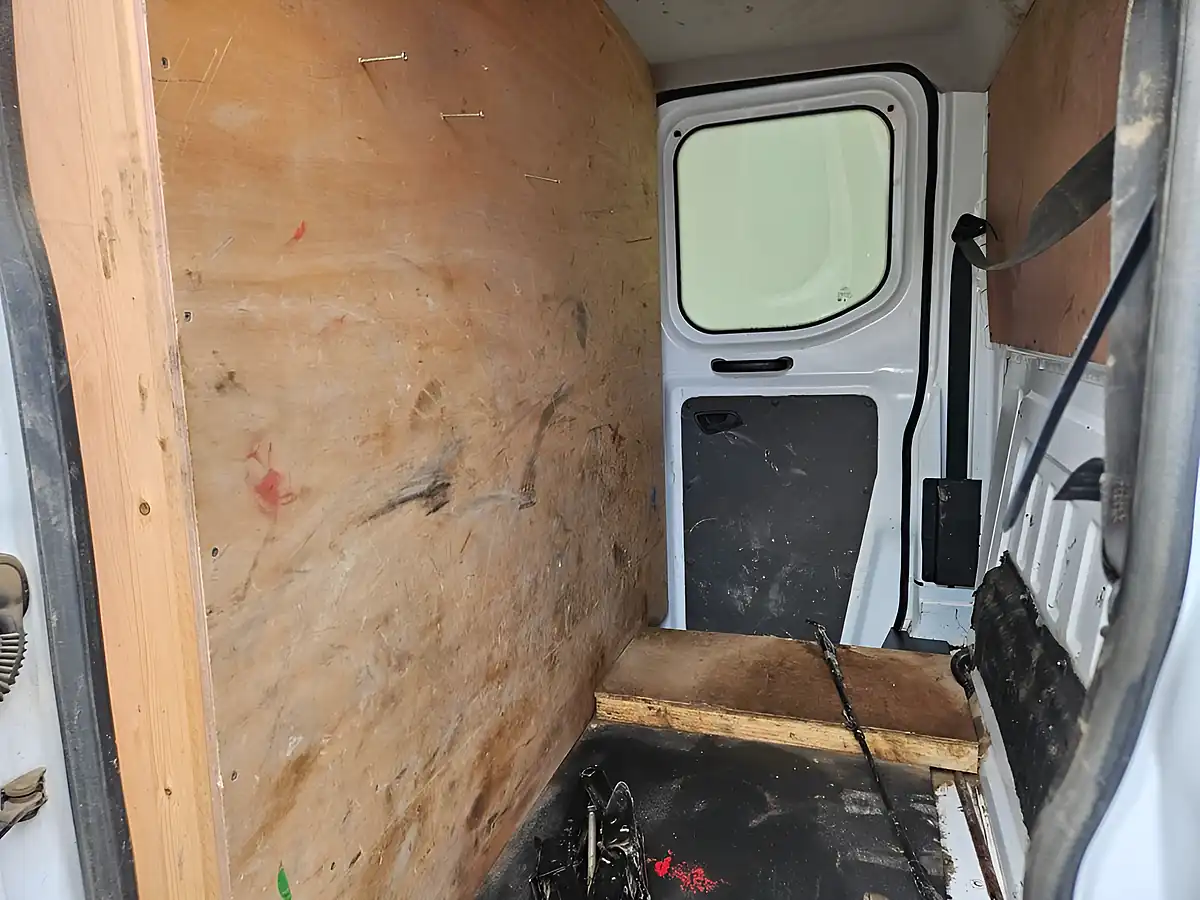 Used 2023 Ford Transit 350 Leader Crew Cab White - Interior and Exterior details 10