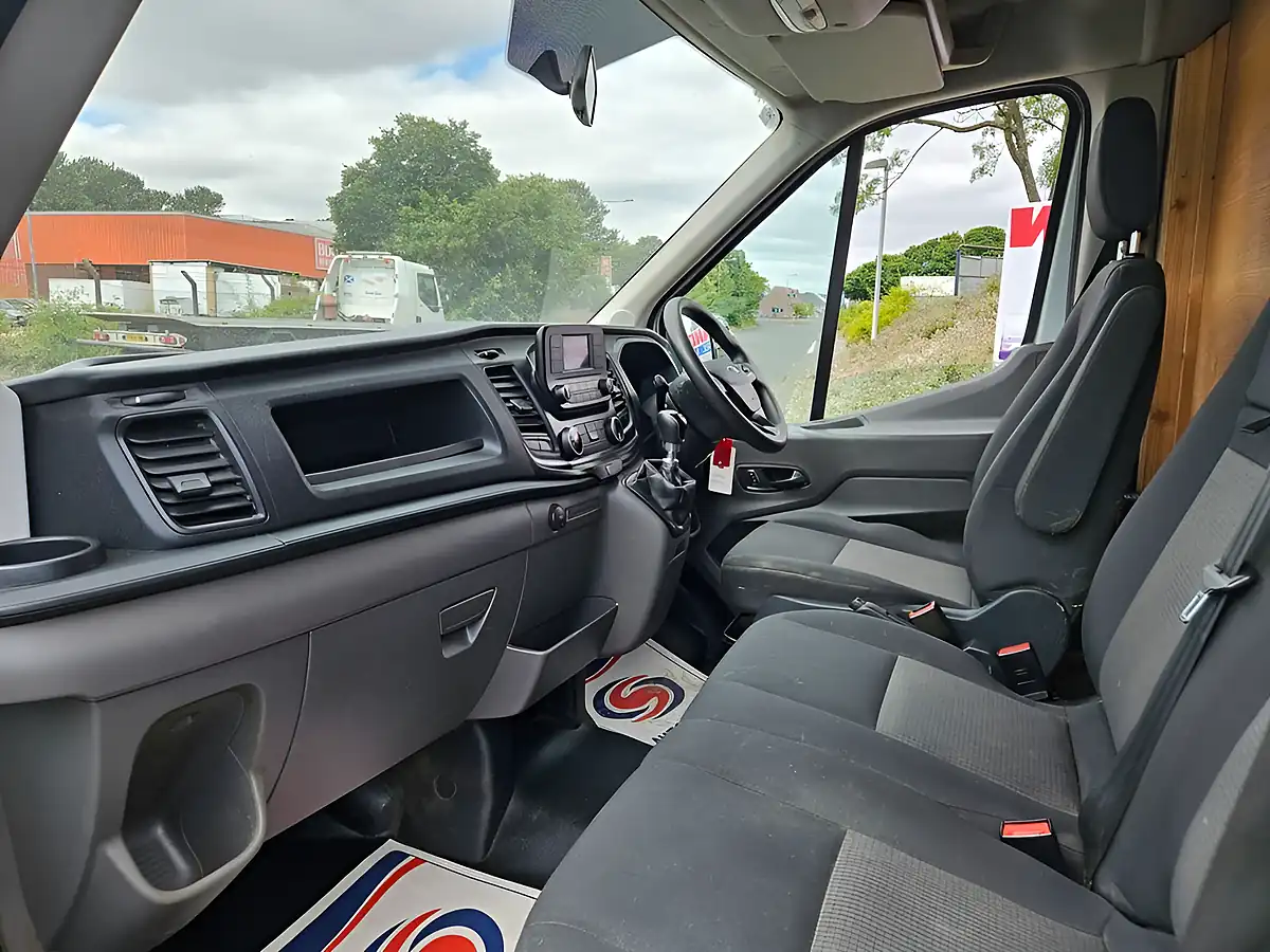 Used 2023 Ford Transit 350 Leader Crew Cab White - Interior and Exterior details 11