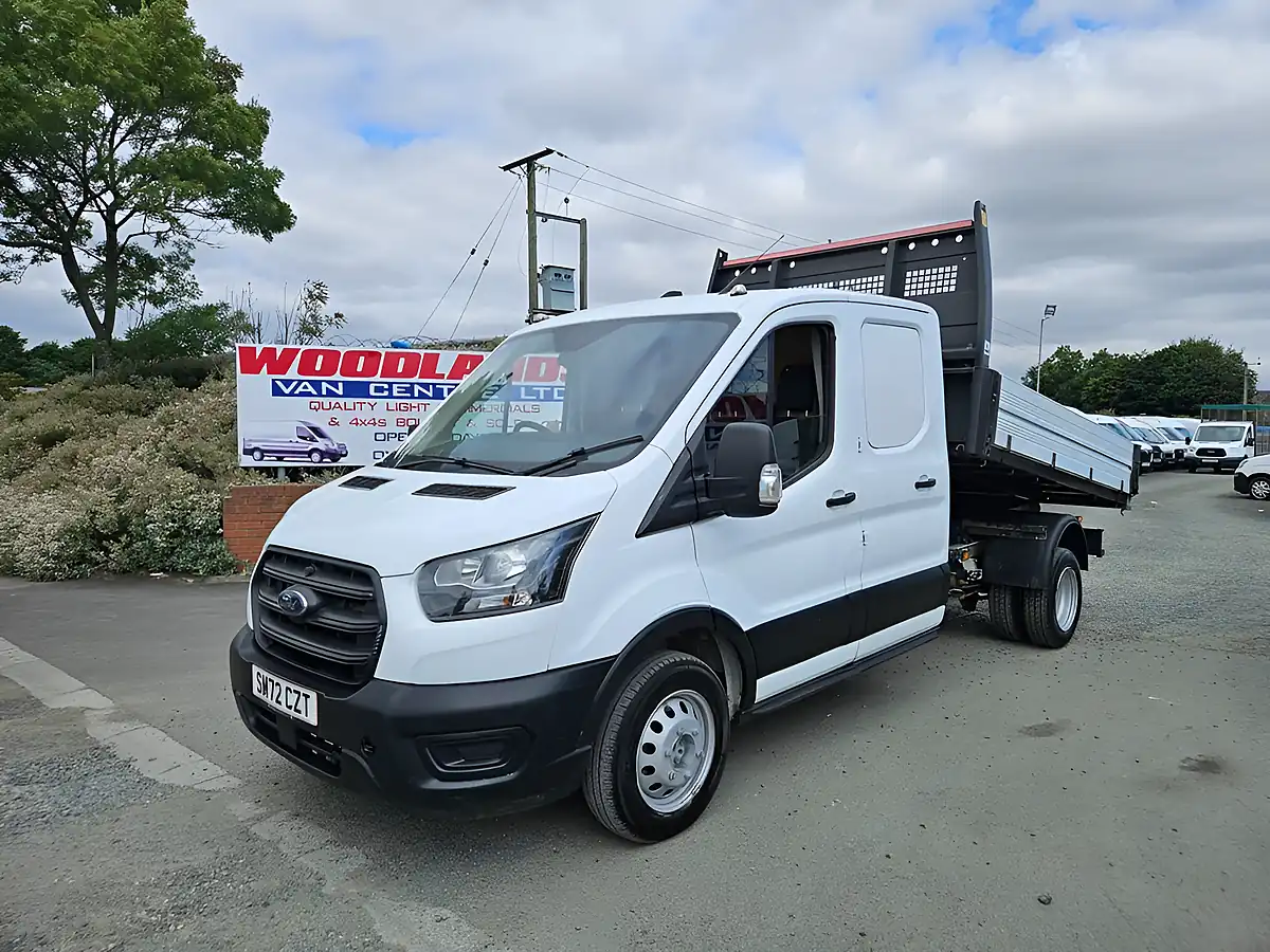 Used 2023 Ford Transit 350 Leader Crew Cab White - Interior and Exterior details 4