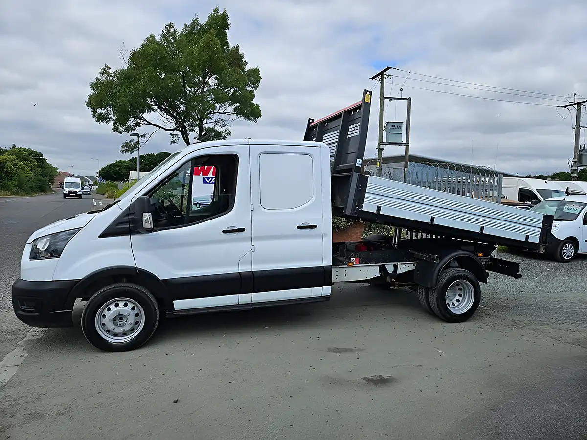 Used 2023 Ford Transit 350 Leader Crew Cab White - Interior and Exterior details 5