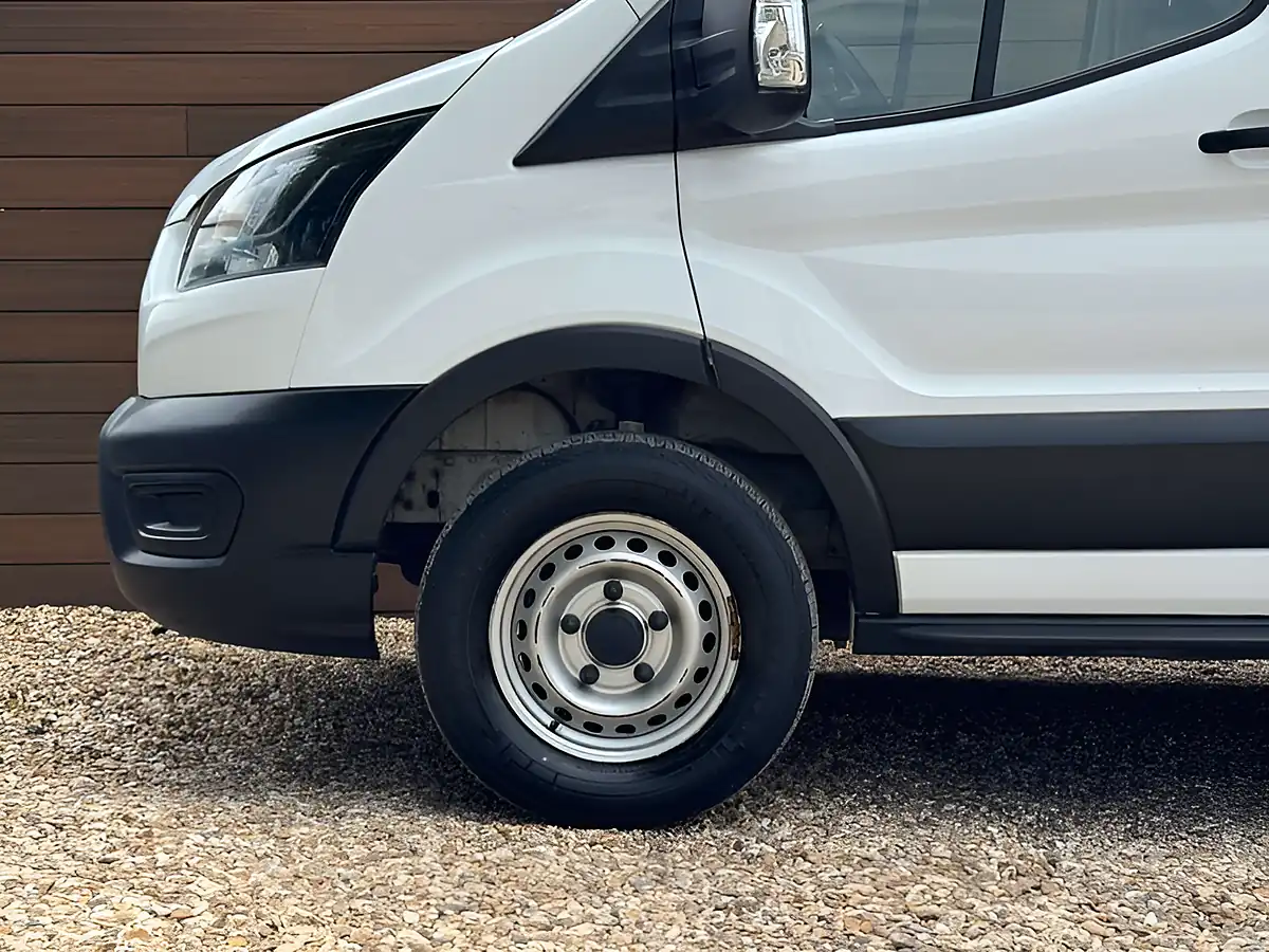Used 2023 Ford Transit 350 Leader Frozen White - Interior and Exterior details 10
