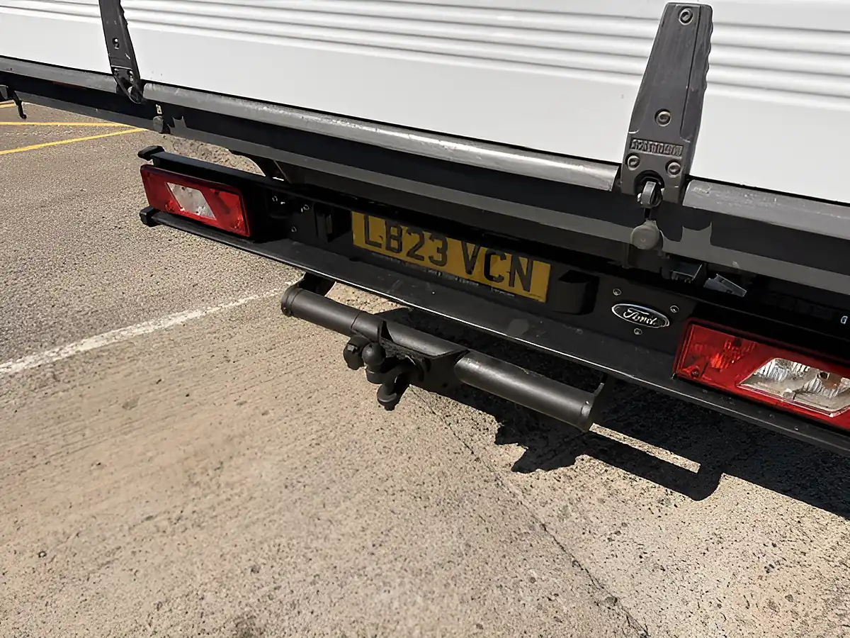 Used 2023 Ford Transit 350 Leader L3 Lwb Double Cab Tipper White - Interior and Exterior details 11