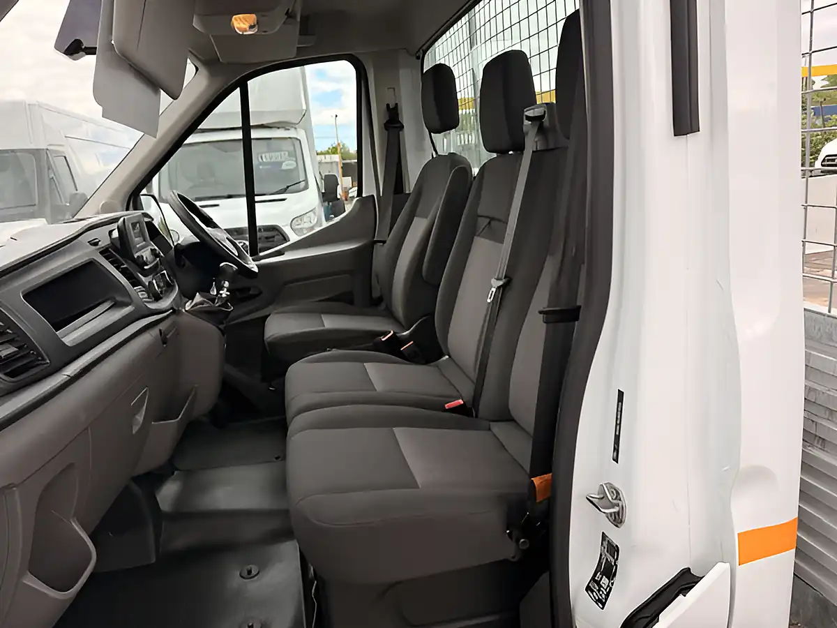 Used 2023 Ford Transit 350 Leader Lwb Dropside White - Interior and Exterior details 10
