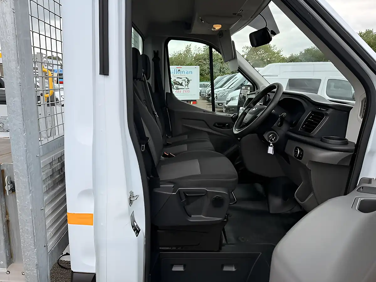 Used 2023 Ford Transit 350 Leader Lwb Dropside White - Interior and Exterior details 13