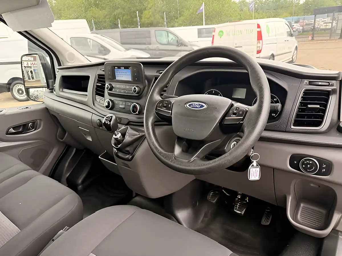 Used 2023 Ford Transit 350 Leader Lwb Dropside White - Interior and Exterior details 15