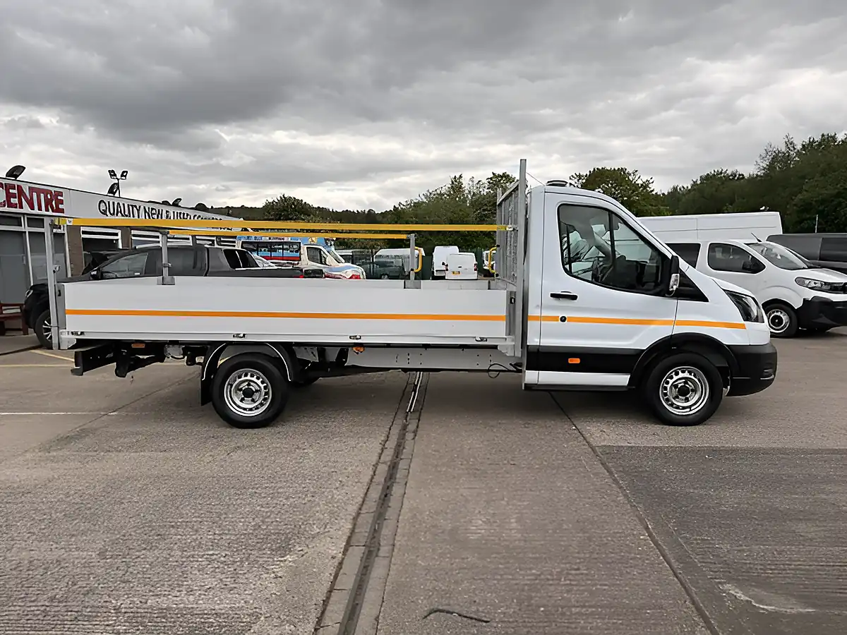 Used 2023 Ford Transit 350 Leader Lwb Dropside White - Interior and Exterior details 2