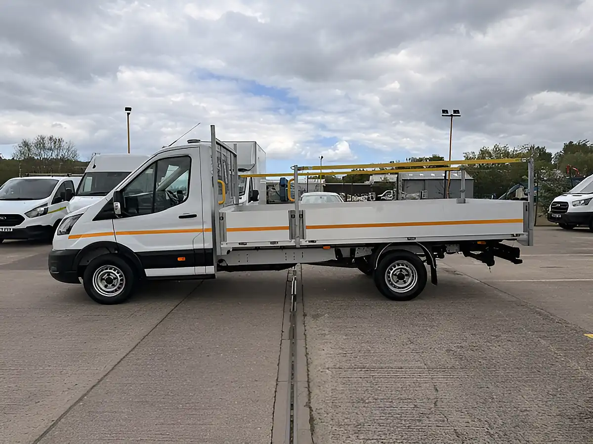 Used 2023 Ford Transit 350 Leader Lwb Dropside White - Interior and Exterior details 7