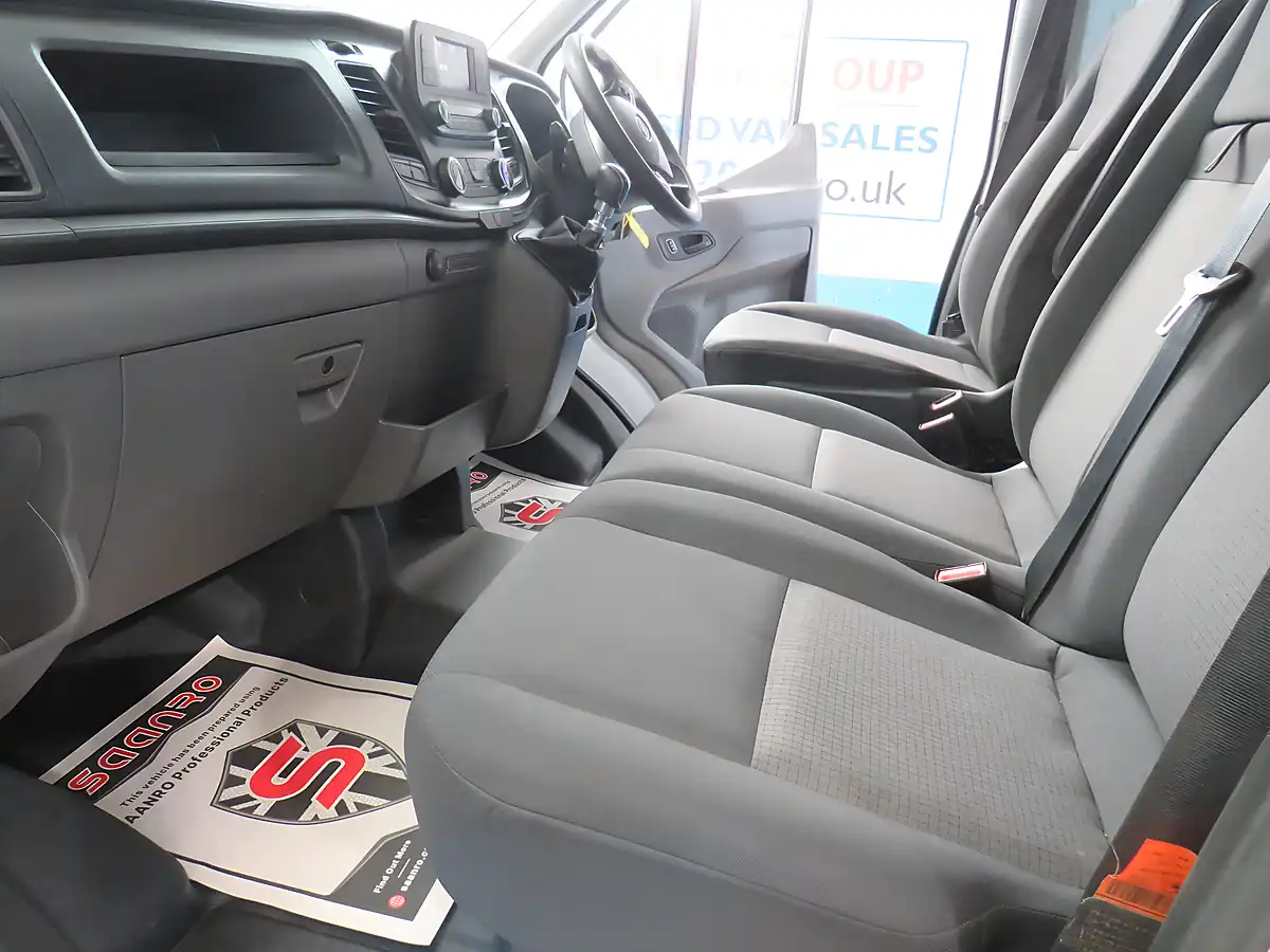 Used 2023 Ford Transit 350 Leader Single Cab Tipper White - Interior and Exterior details 8