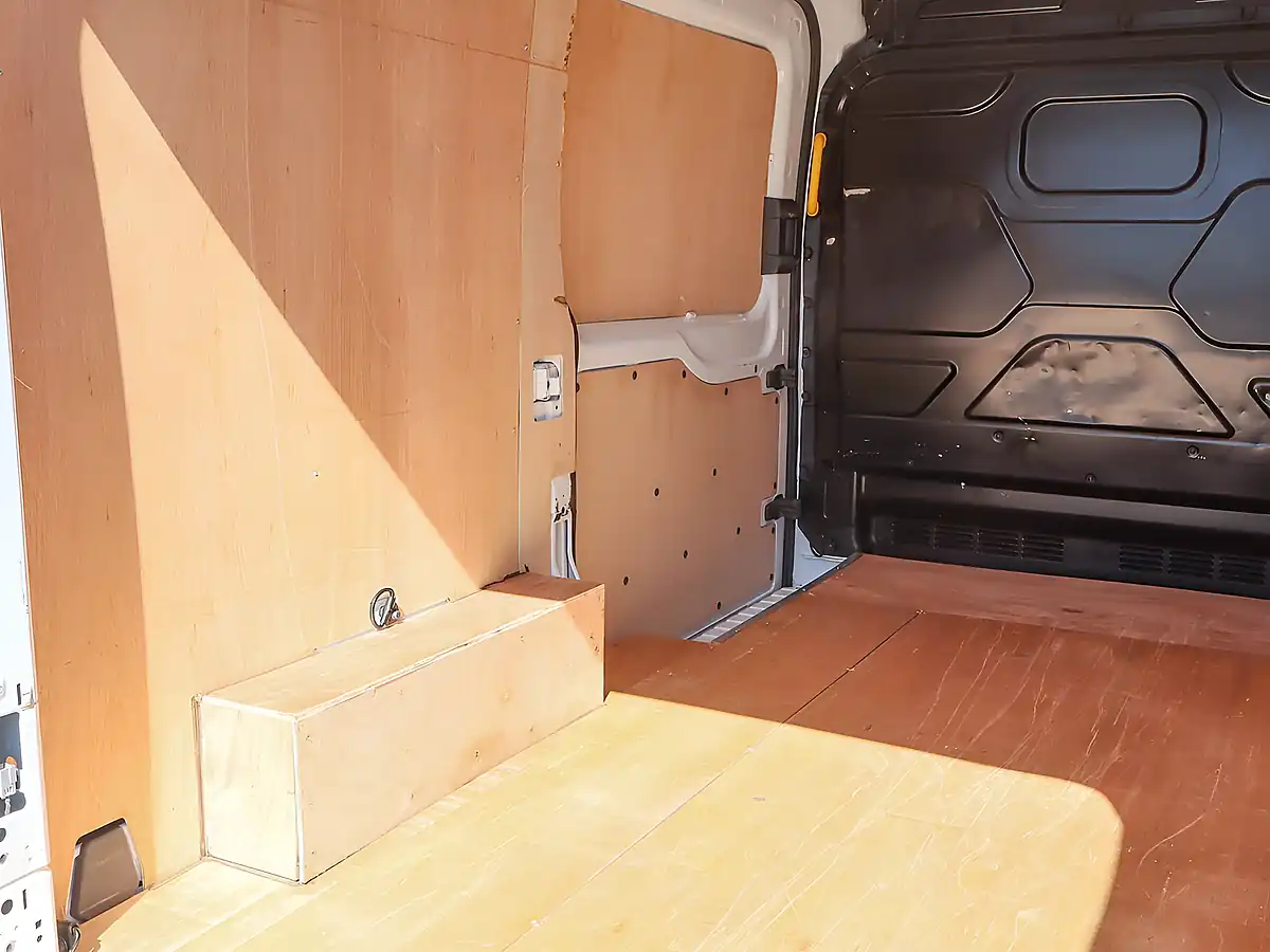 Used 2023 Ford Transit 350 RWD Eb Leader Frozen White - Interior and Exterior details 11