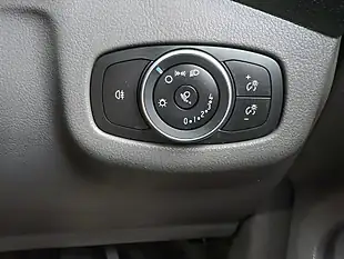 Used 2023 Ford Transit Connect 220 Frozen White - Interior and Exterior details 17