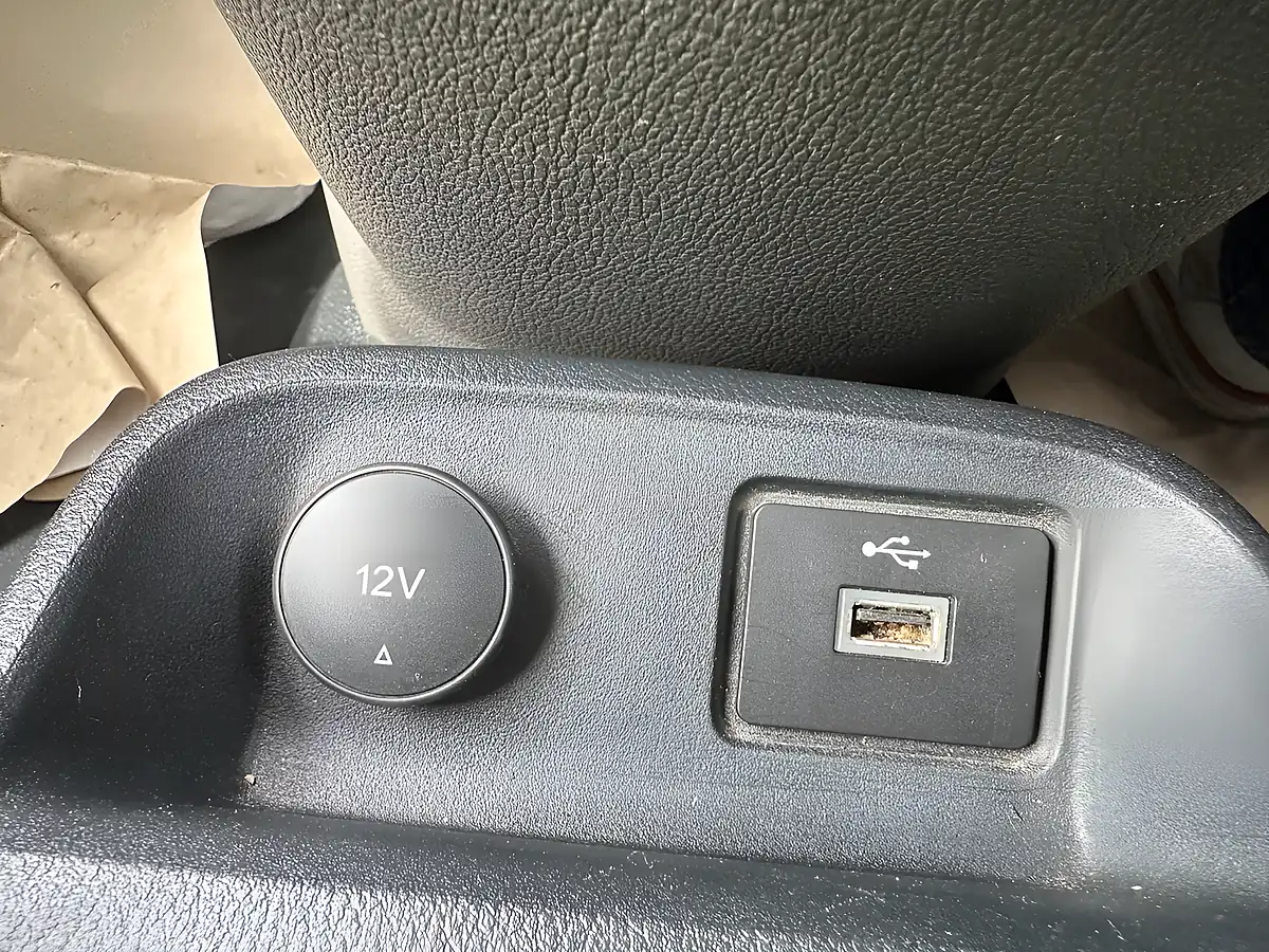 Used 2023 Ford Transit Connect 250 Leader Frozen White (solid Paint) - Interior and Exterior details 11