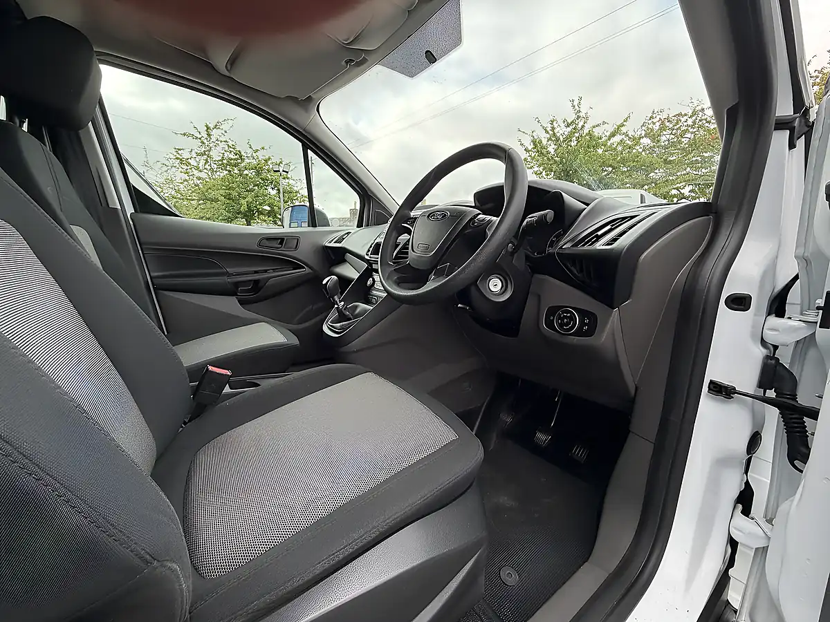 Used 2023 Ford Transit Connect Leader Frozen White - Interior and Exterior details 12
