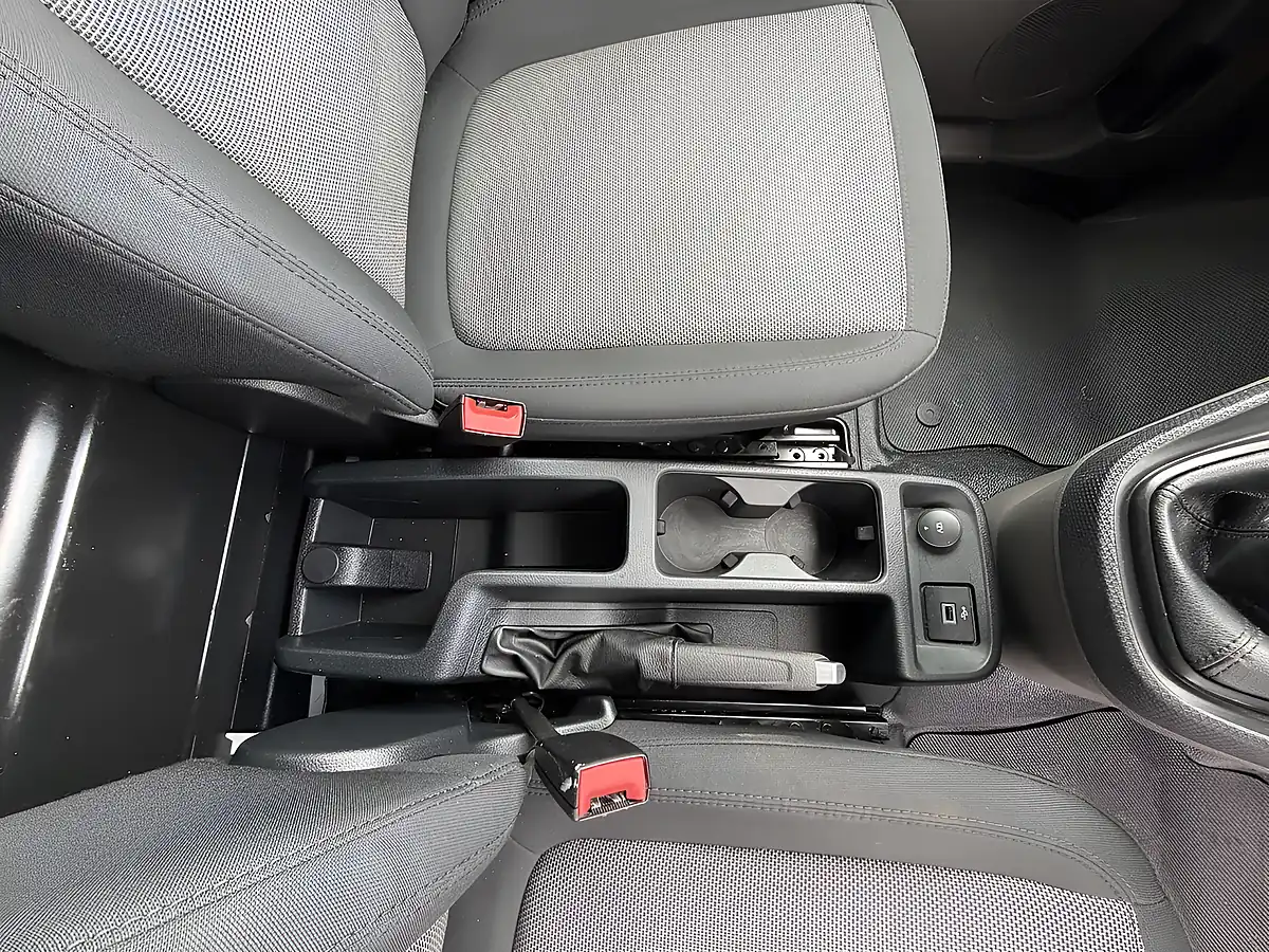 Used 2023 Ford Transit Connect Leader Frozen White - Interior and Exterior details 15