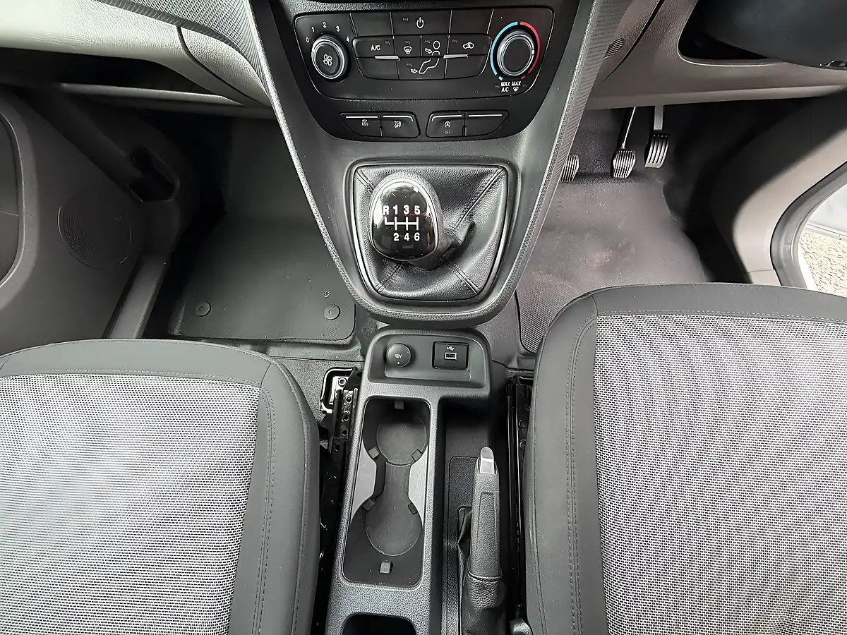 Used 2023 Ford Transit Connect Leader Frozen White - Interior and Exterior details 18