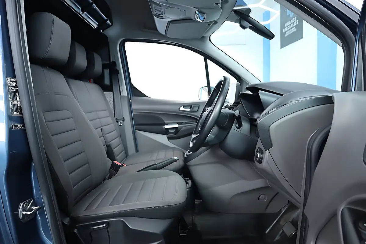 Used 2023 Ford Transit Connect Limited Blue - Interior and Exterior details 15