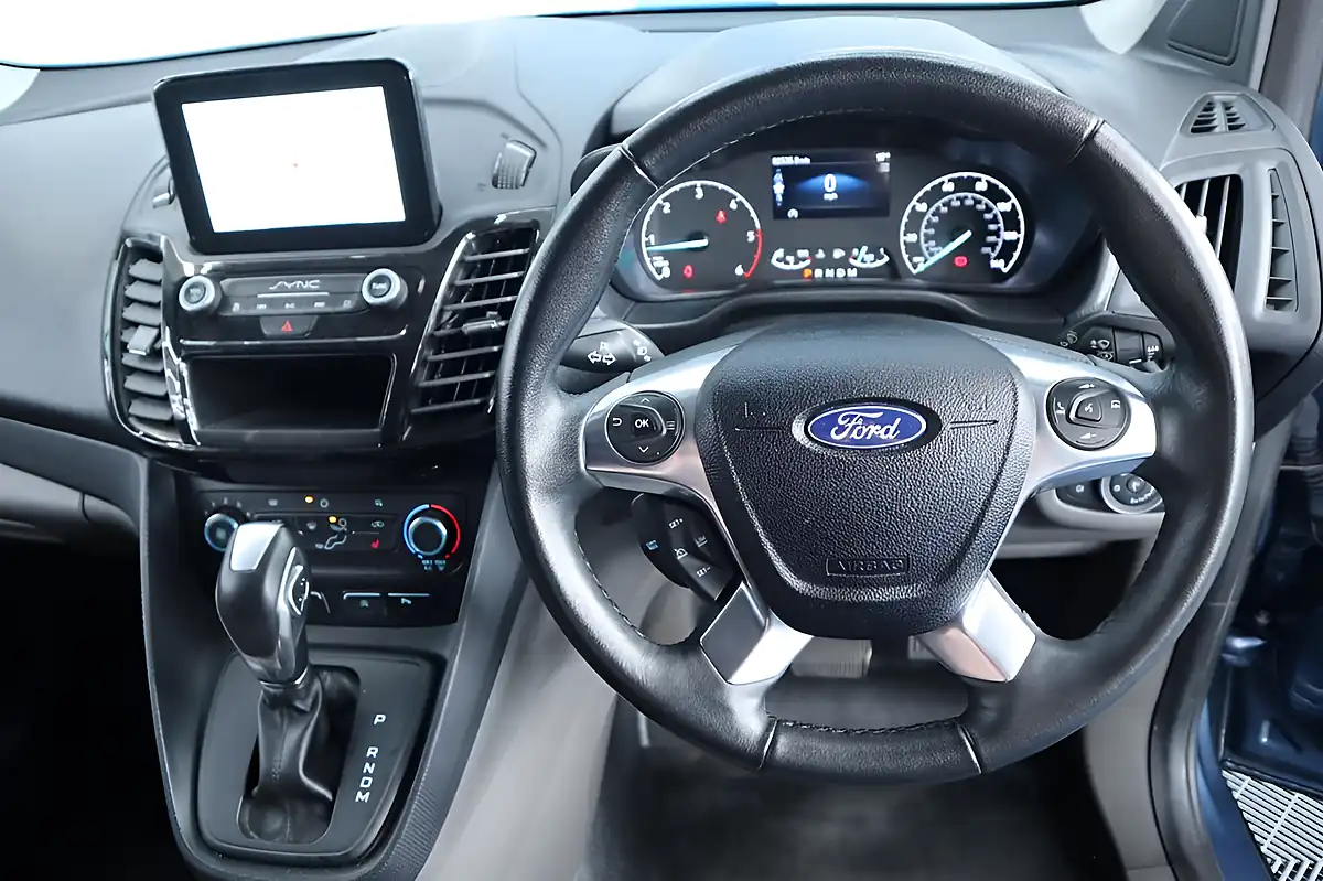 Used 2023 Ford Transit Connect Limited Blue - Interior and Exterior details 16
