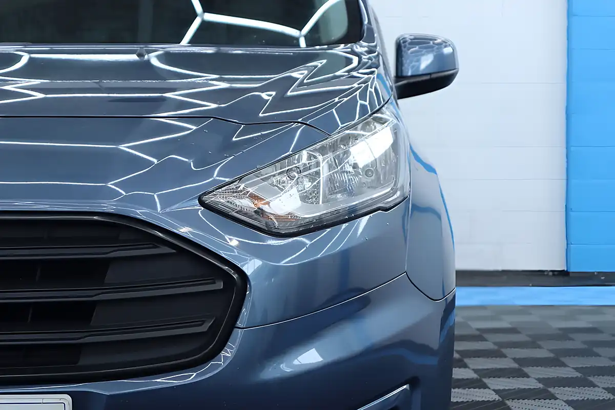 Used 2023 Ford Transit Connect Limited Blue - Interior and Exterior details 5