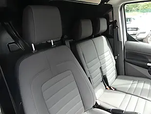 Used 2023 Ford Transit Connect Limited Frozen White - Interior and Exterior details 16