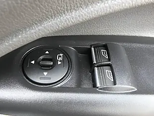 Used 2023 Ford Transit Connect Limited Frozen White - Interior and Exterior details 17